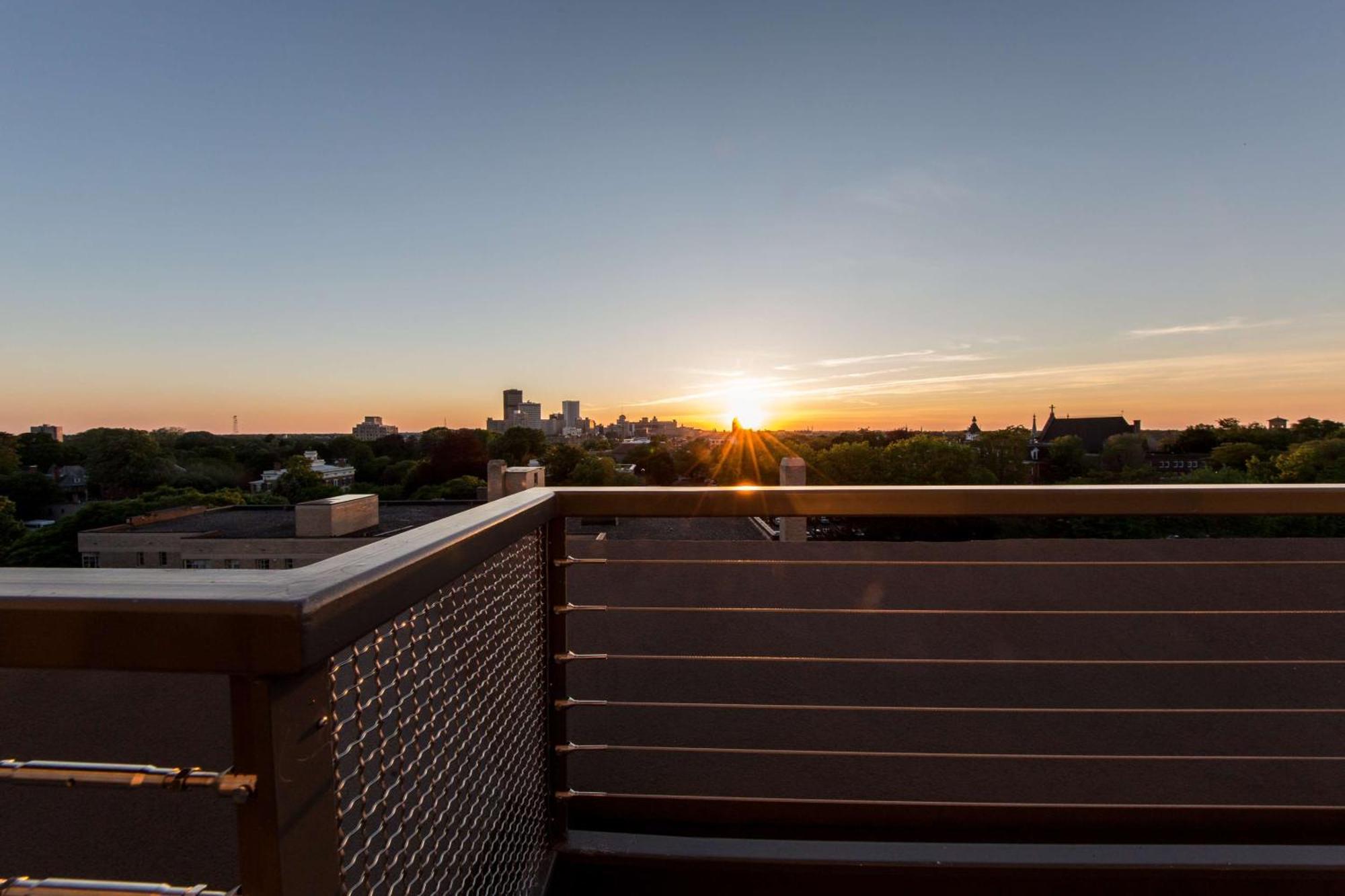 The Strathallan - A Doubletree By Hilton Rochester Esterno foto
